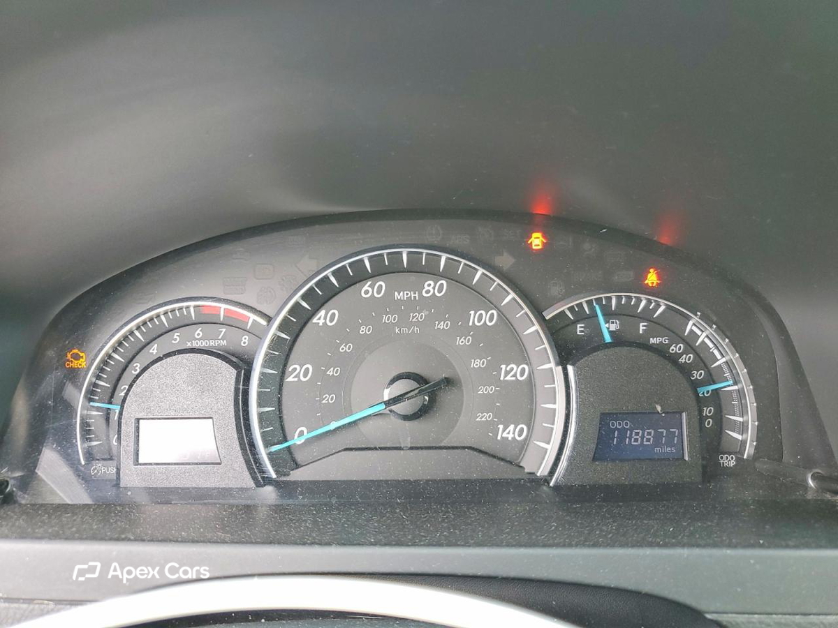 Toyota Camry 2012