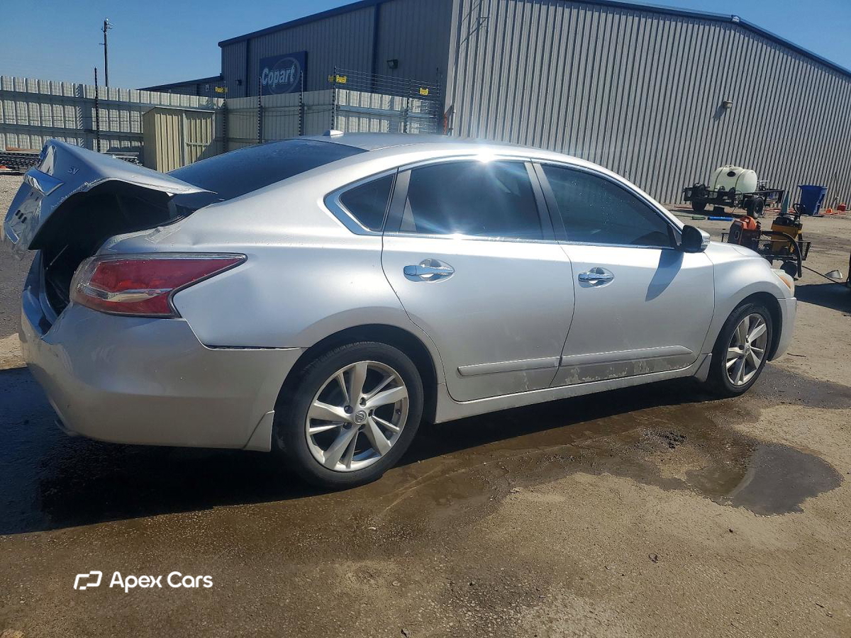 Nissan Altima 2015