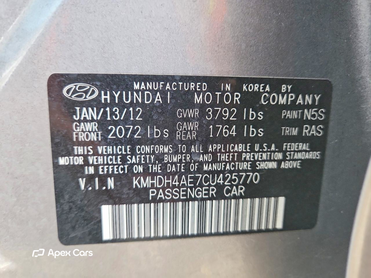 Hyundai Elantra 2012