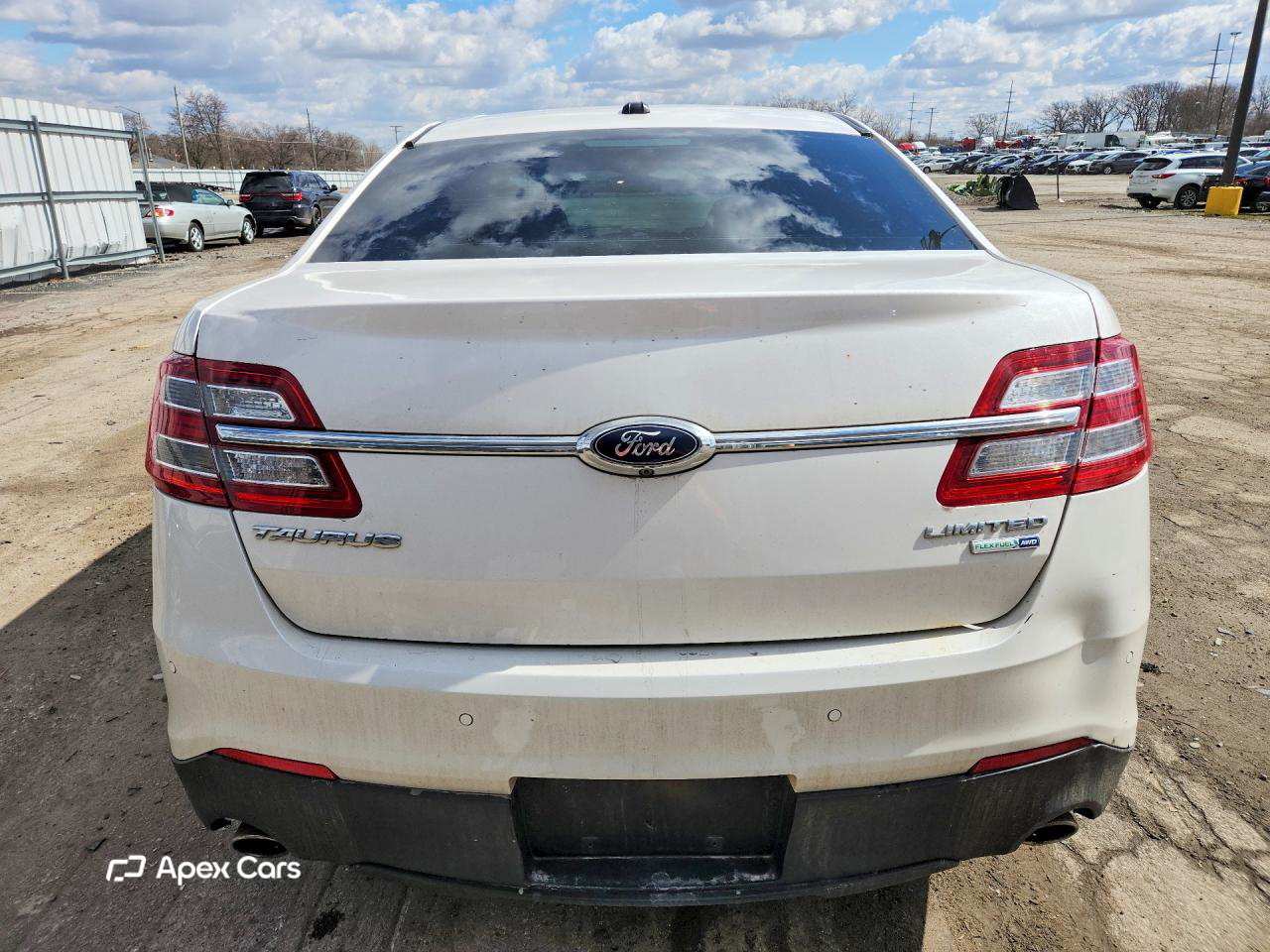 Ford Taurus 2017