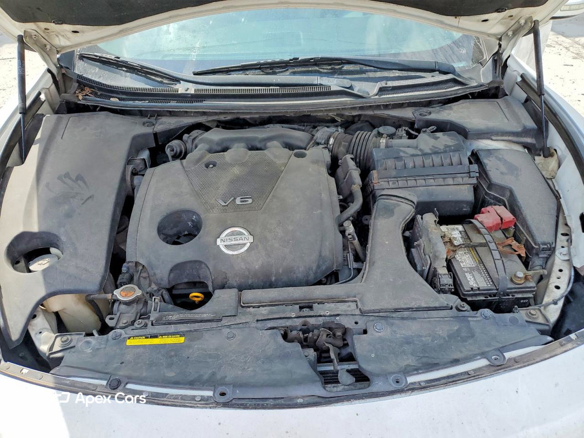 Nissan Maxima 2012
