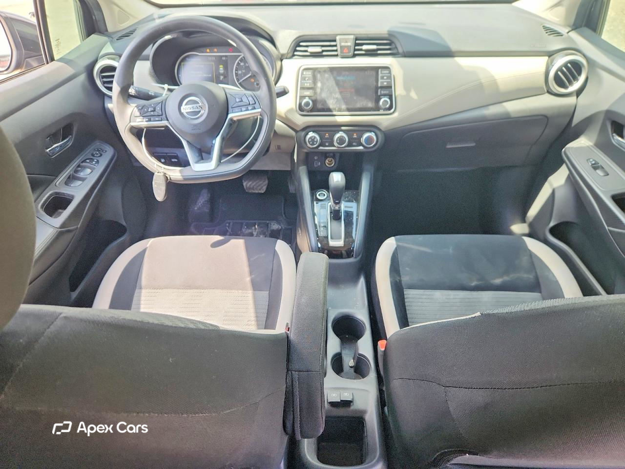 Nissan Versa 2020