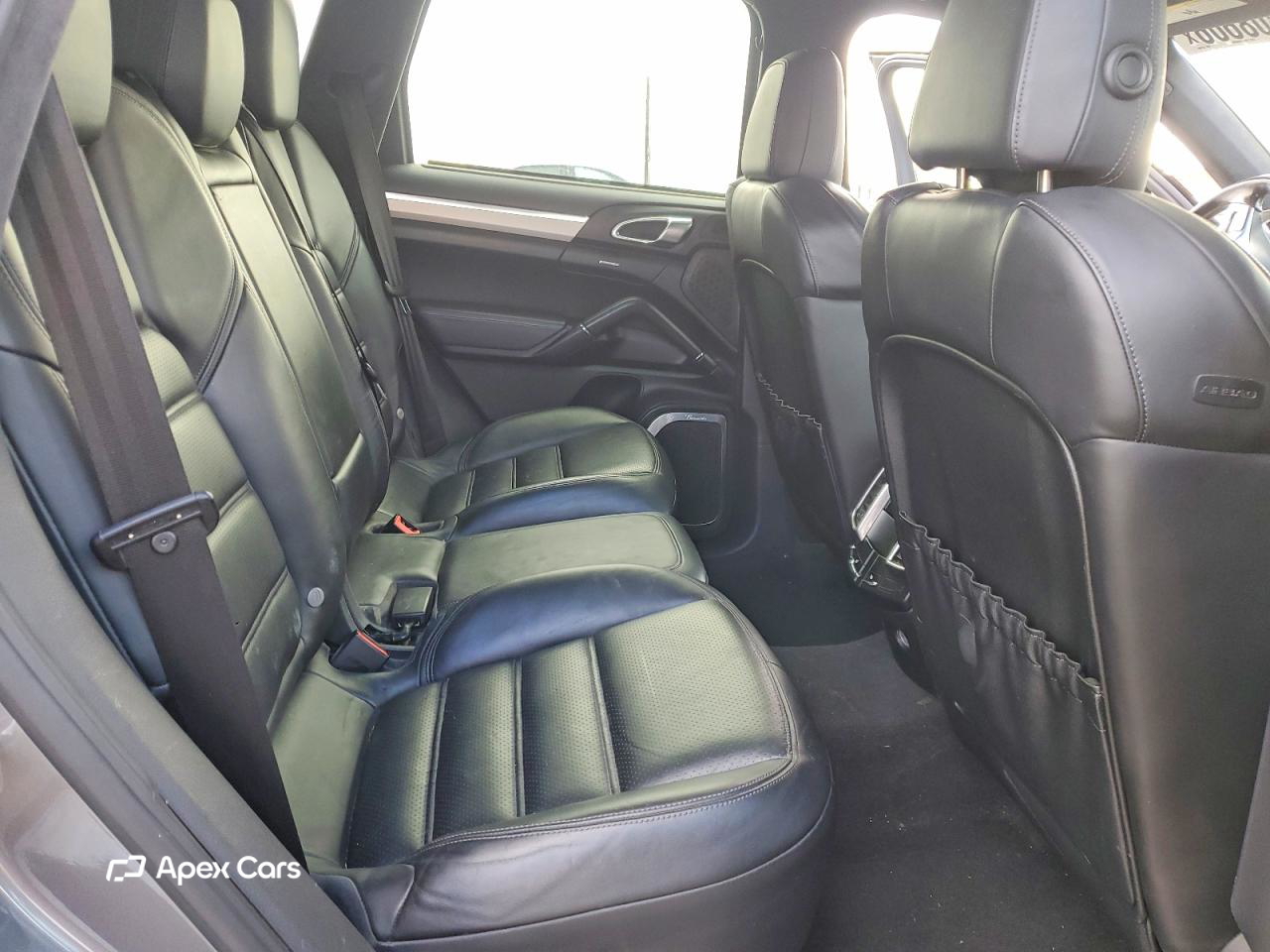 Porsche Cayenne 2011