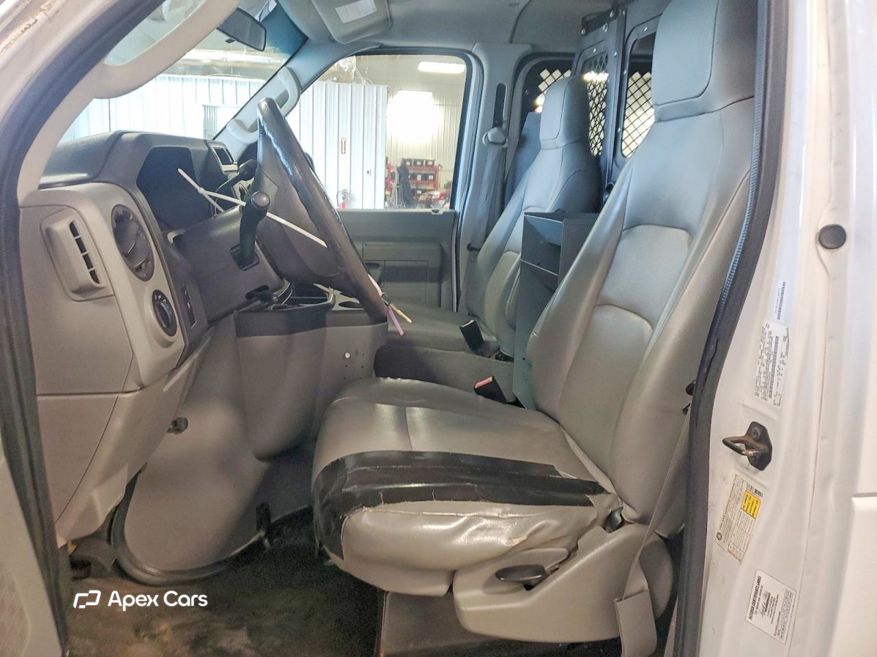 Ford Econoline 2011