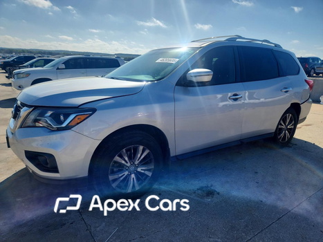 Nissan Pathfinder 2017 - Image 1 of 14