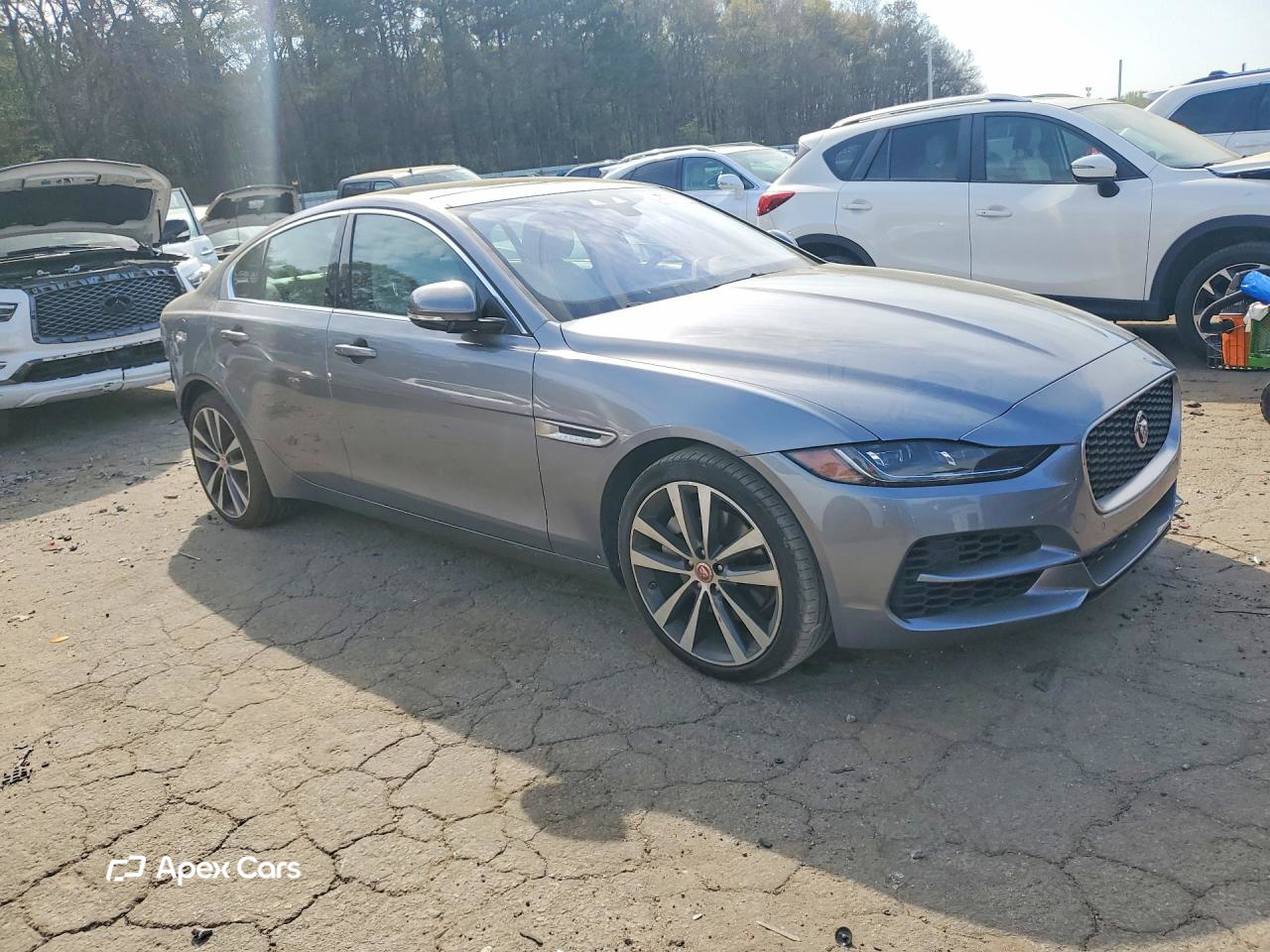Jaguar XE 2020