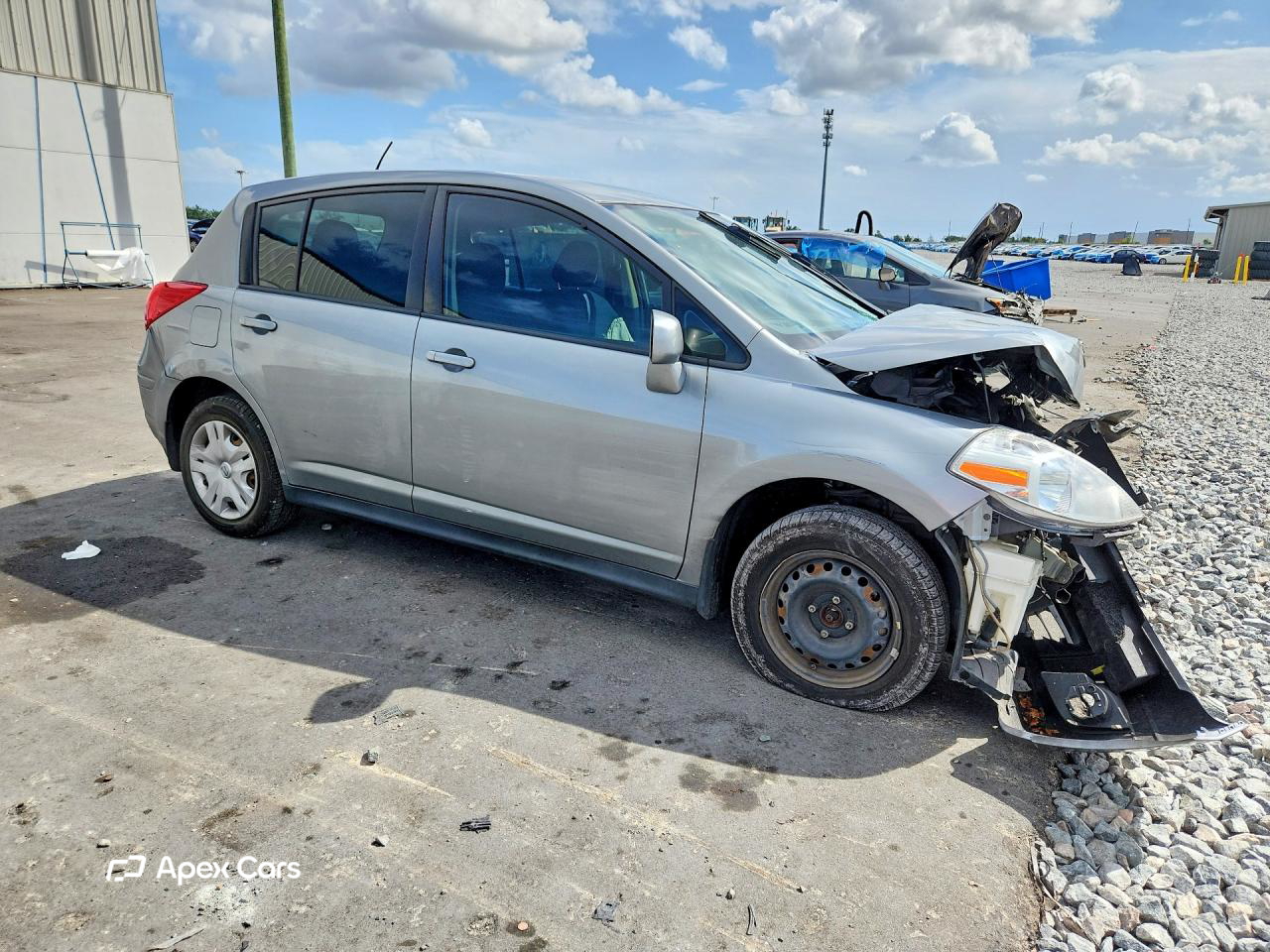 Nissan Versa 2011