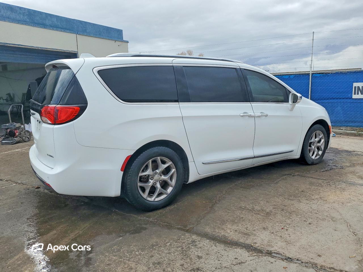 Chrysler Pacifica 2017