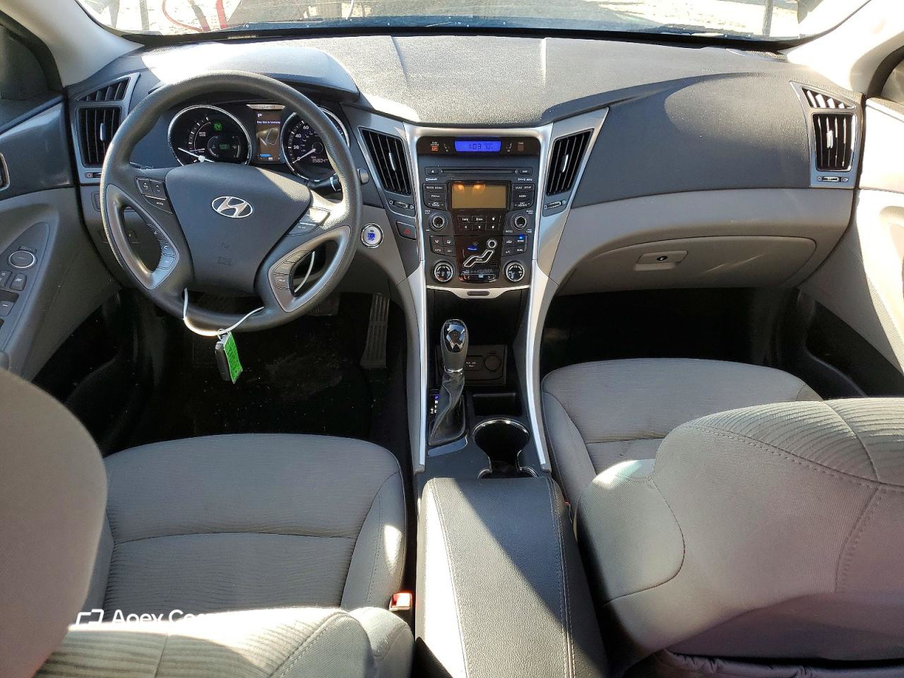 Hyundai Sonata 2012