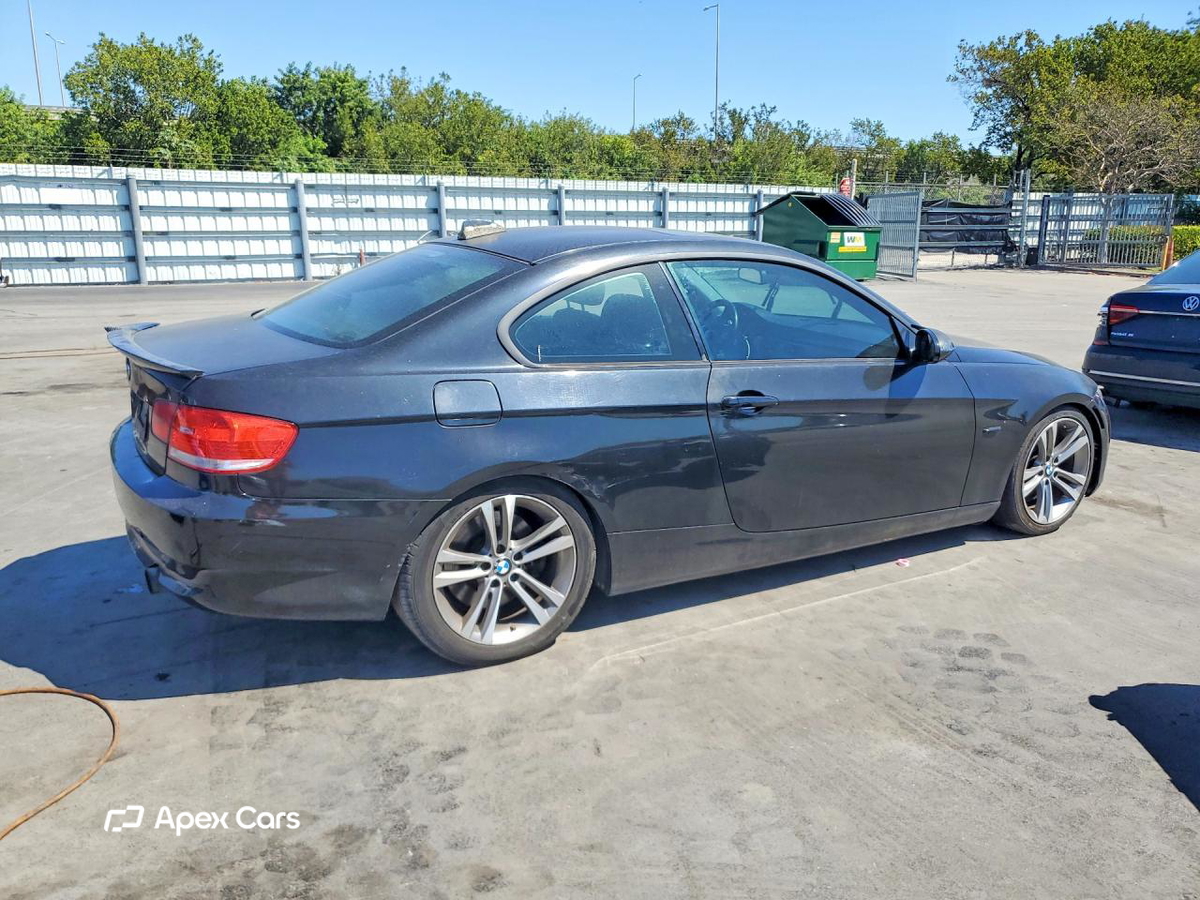 BMW Series 3 2009