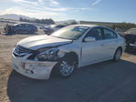 Nissan Altima 2011