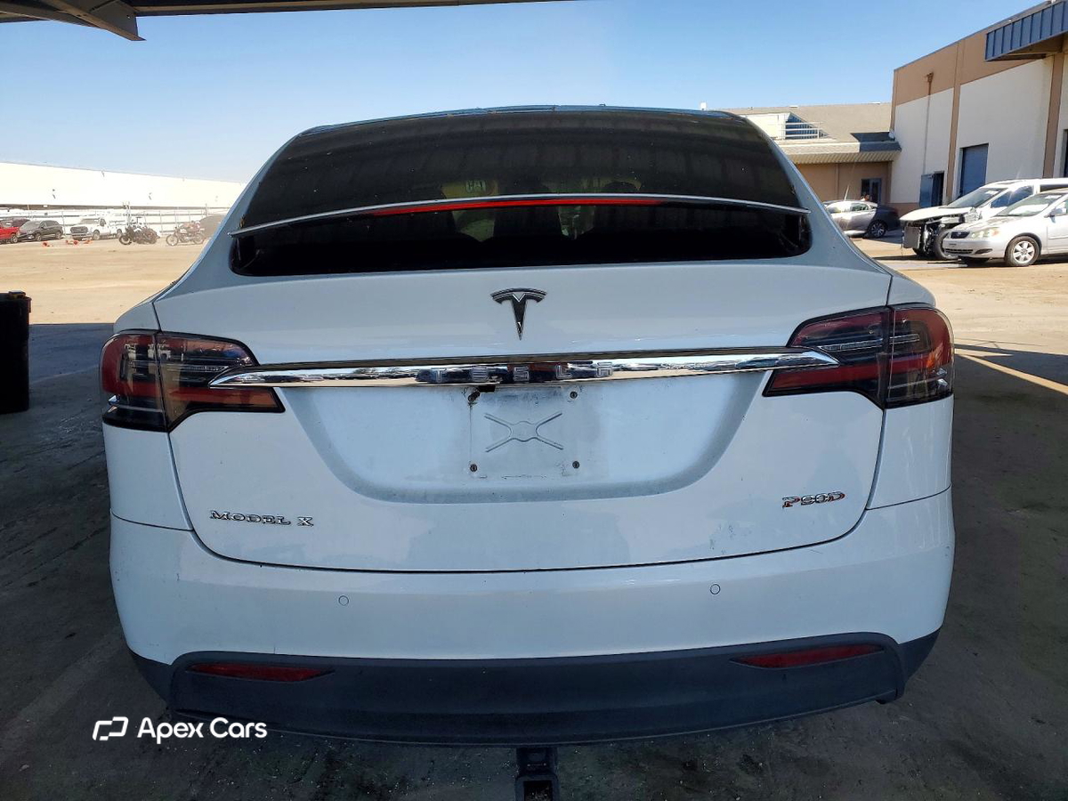 Tesla Model X 2016