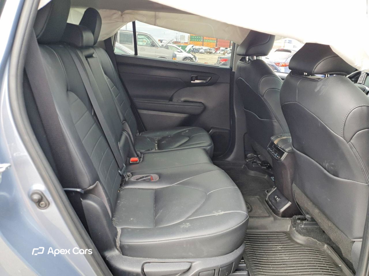 Toyota Highlander 2020