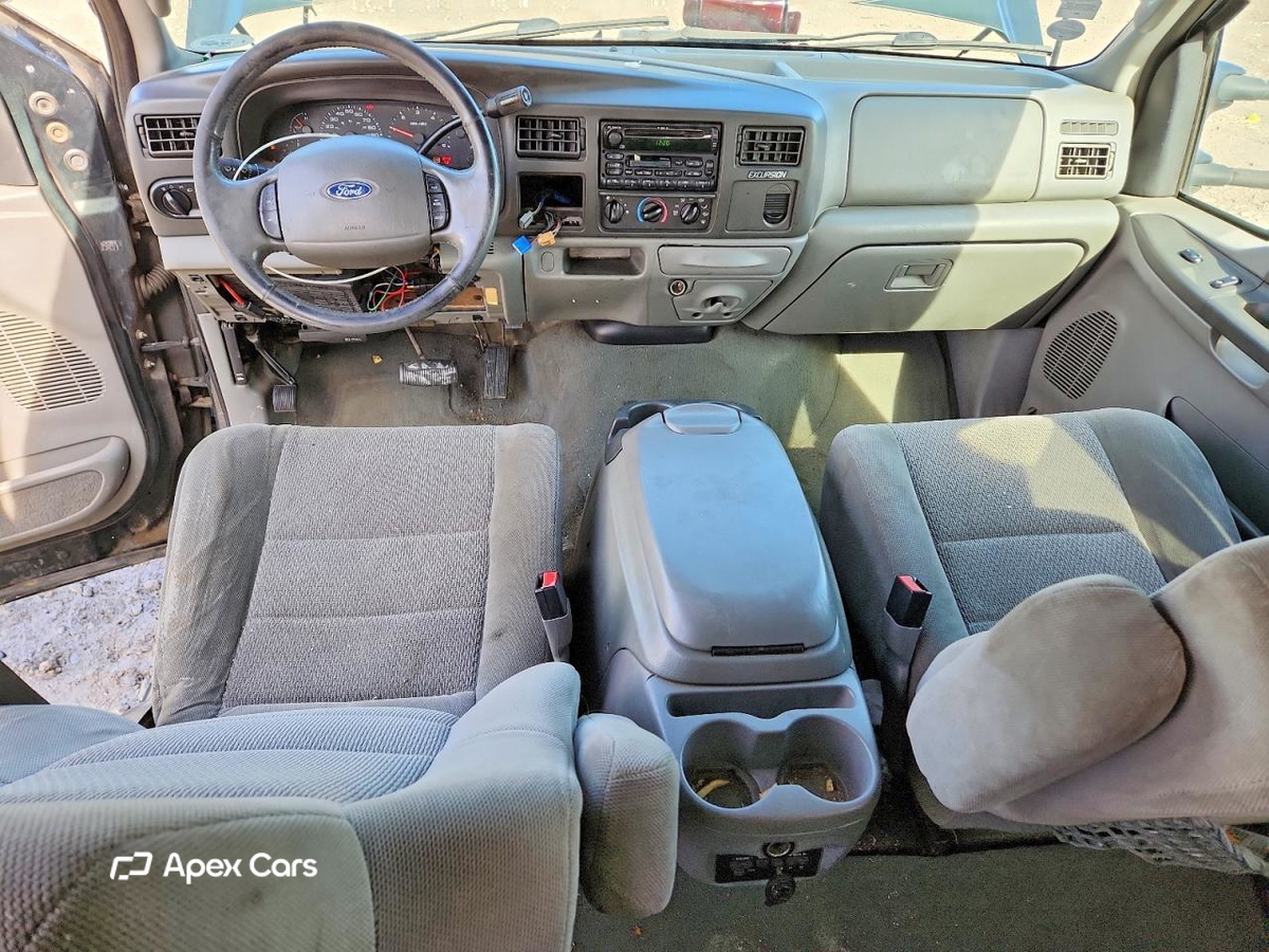 Ford Excursion 2003