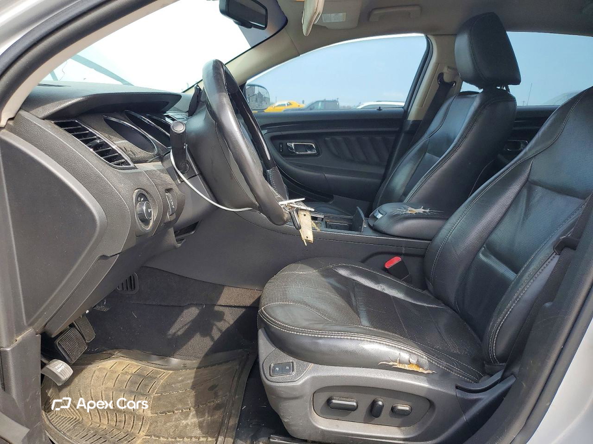 Ford Taurus 2010