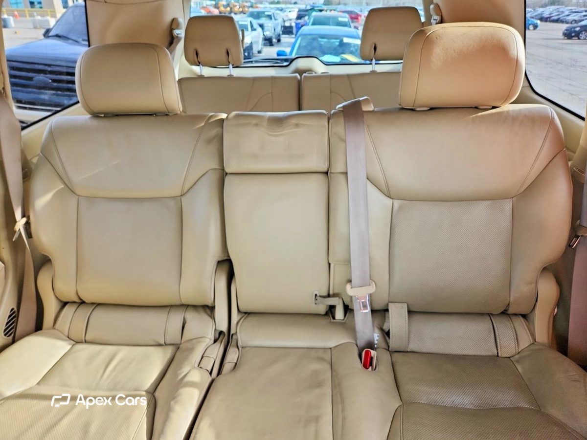 Lexus LX 2009
