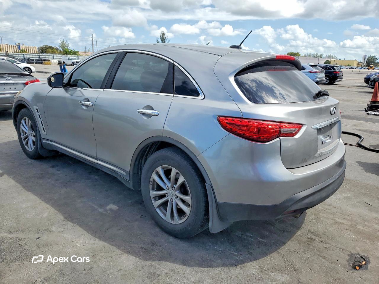 Infiniti FX 2010