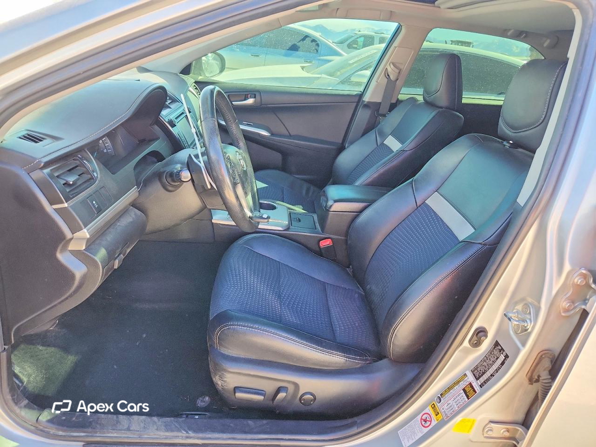 Toyota Camry 2012