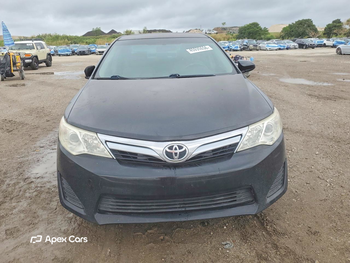 Toyota Camry 2012
