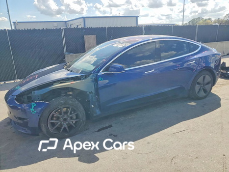 Tesla Model 3 2018 - Image 1 of 13