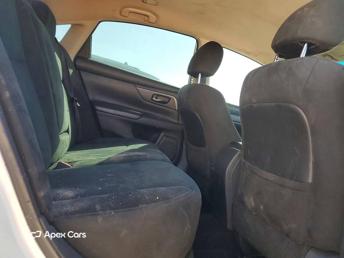 Nissan Altima 2015