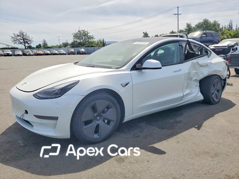 Tesla Model 3 2022 - Image 1 of 12