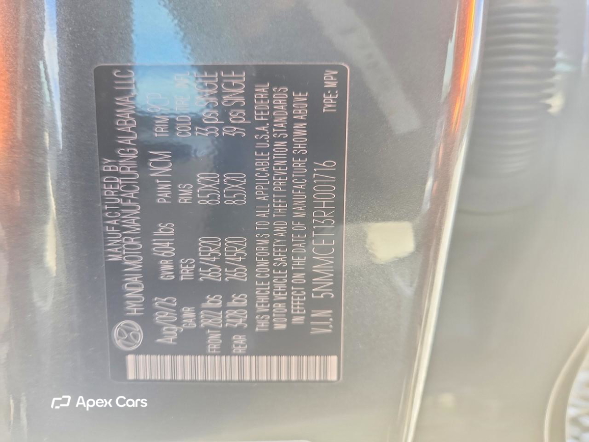 Genesis GV70 2024