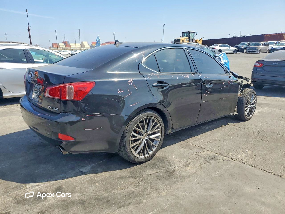 Lexus IS 2011