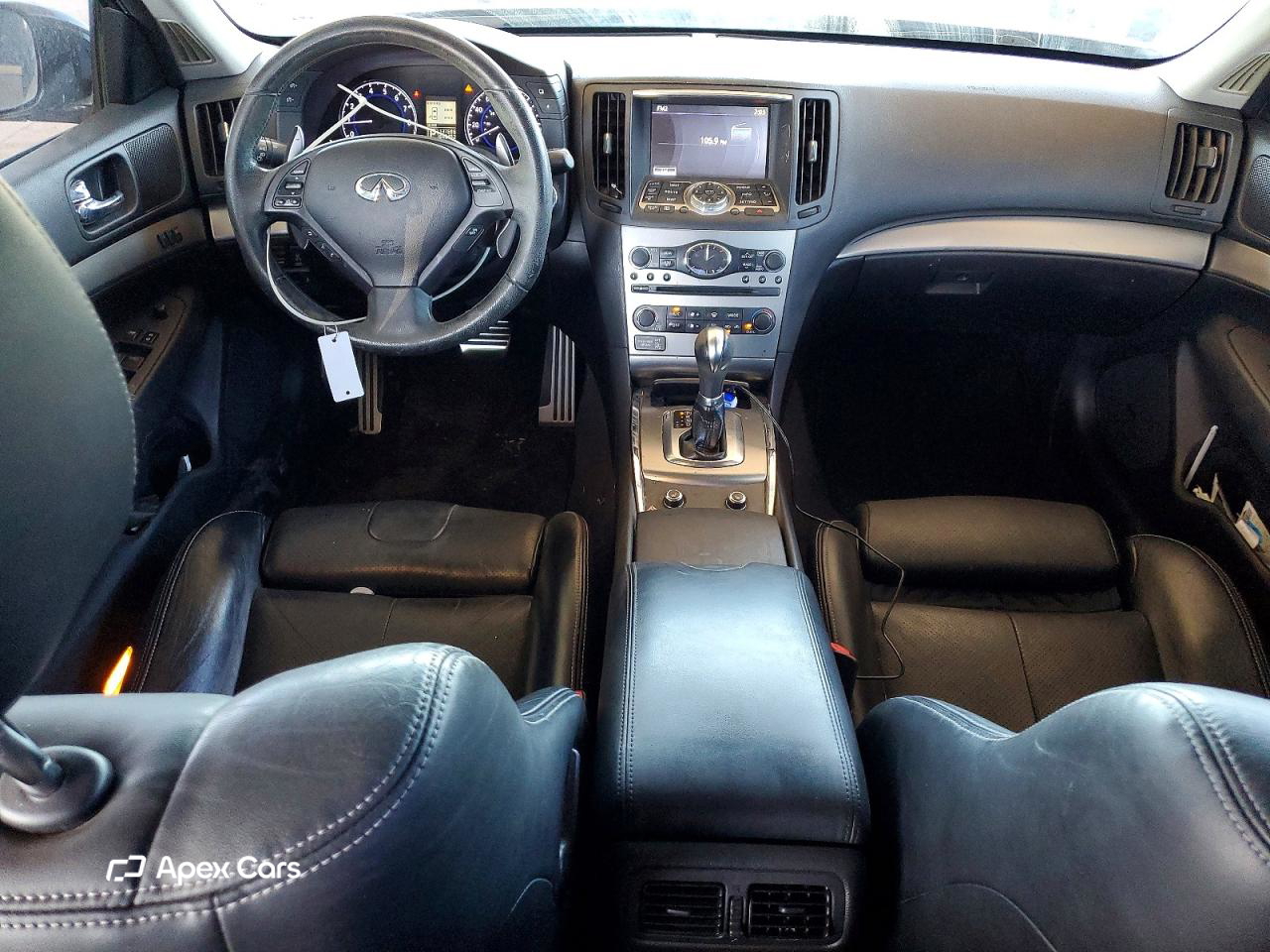 Infiniti G 2011