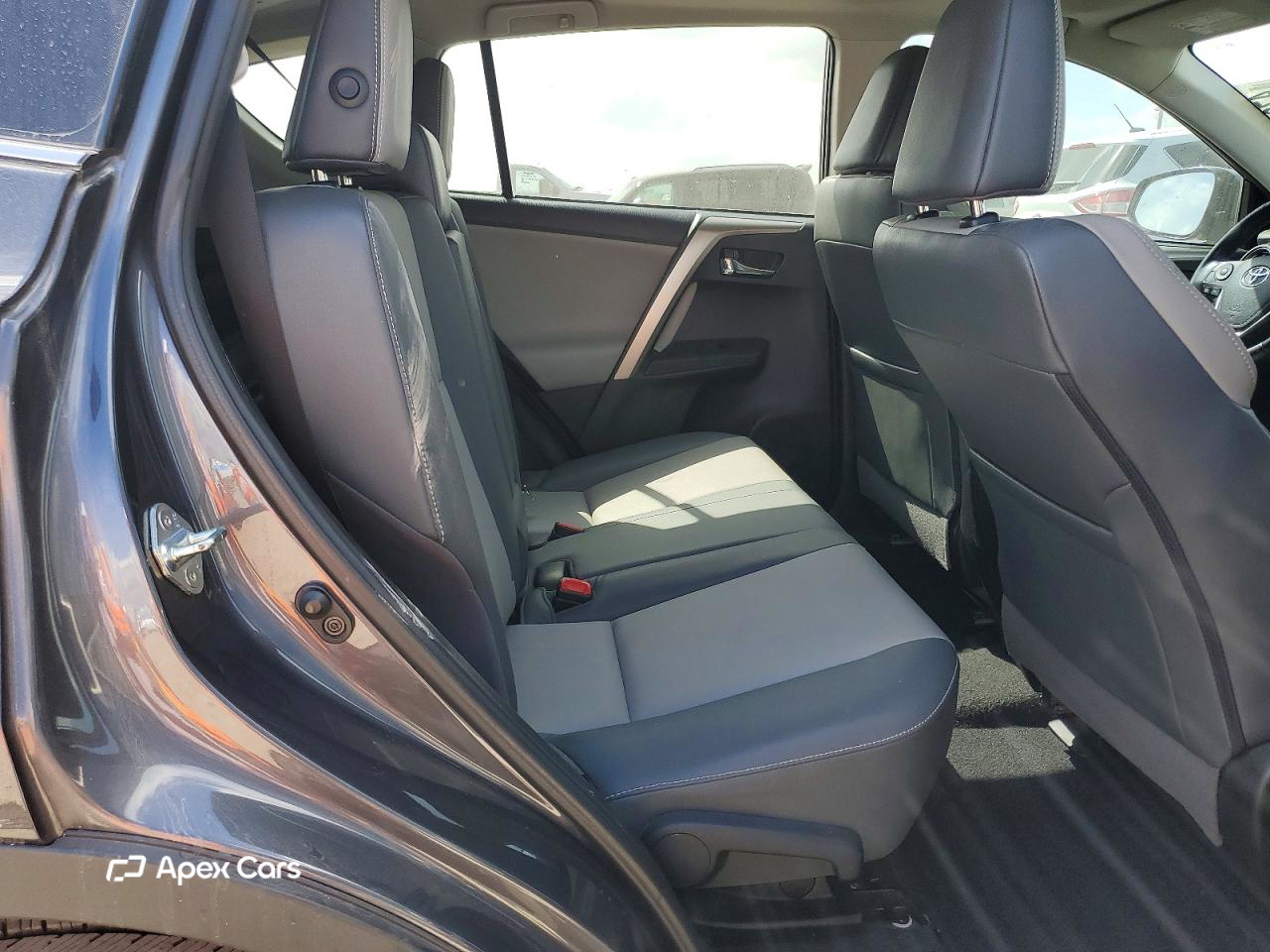 Toyota RAV 4 2015