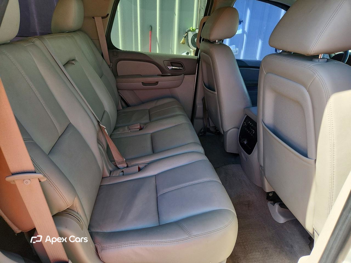 Chevrolet Tahoe 2011