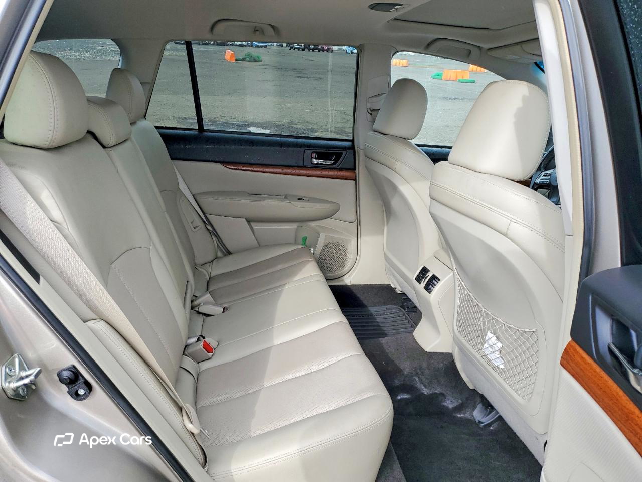 Subaru Outback 2014