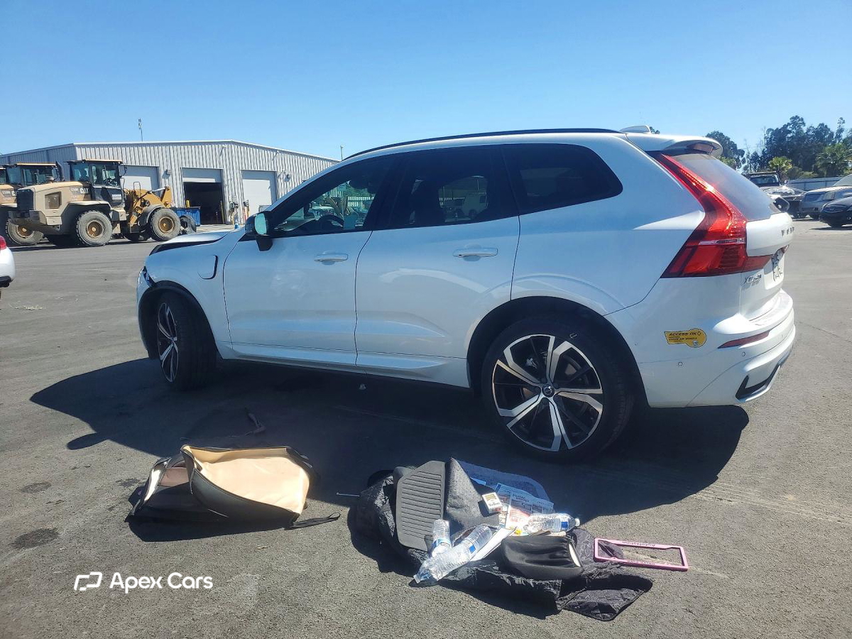 Volvo XC60 2022