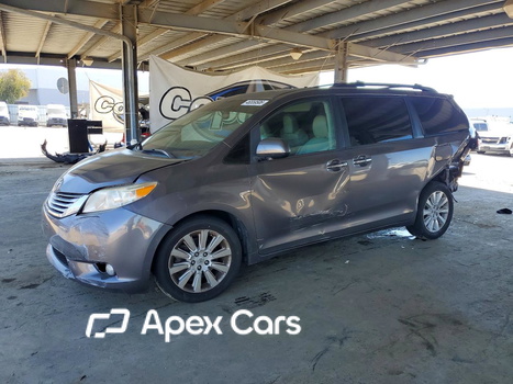Toyota Sienna 2012 - Image 1 of 14