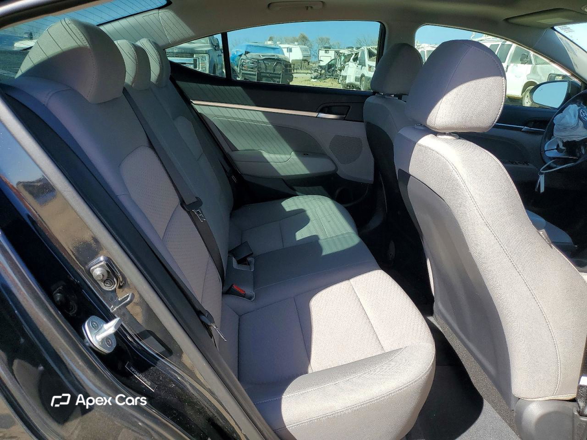 Hyundai Elantra 2020