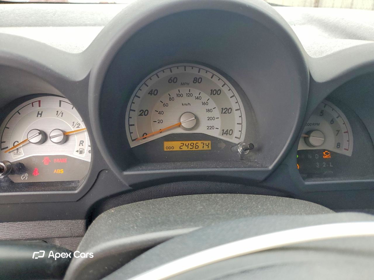Scion tC 2005