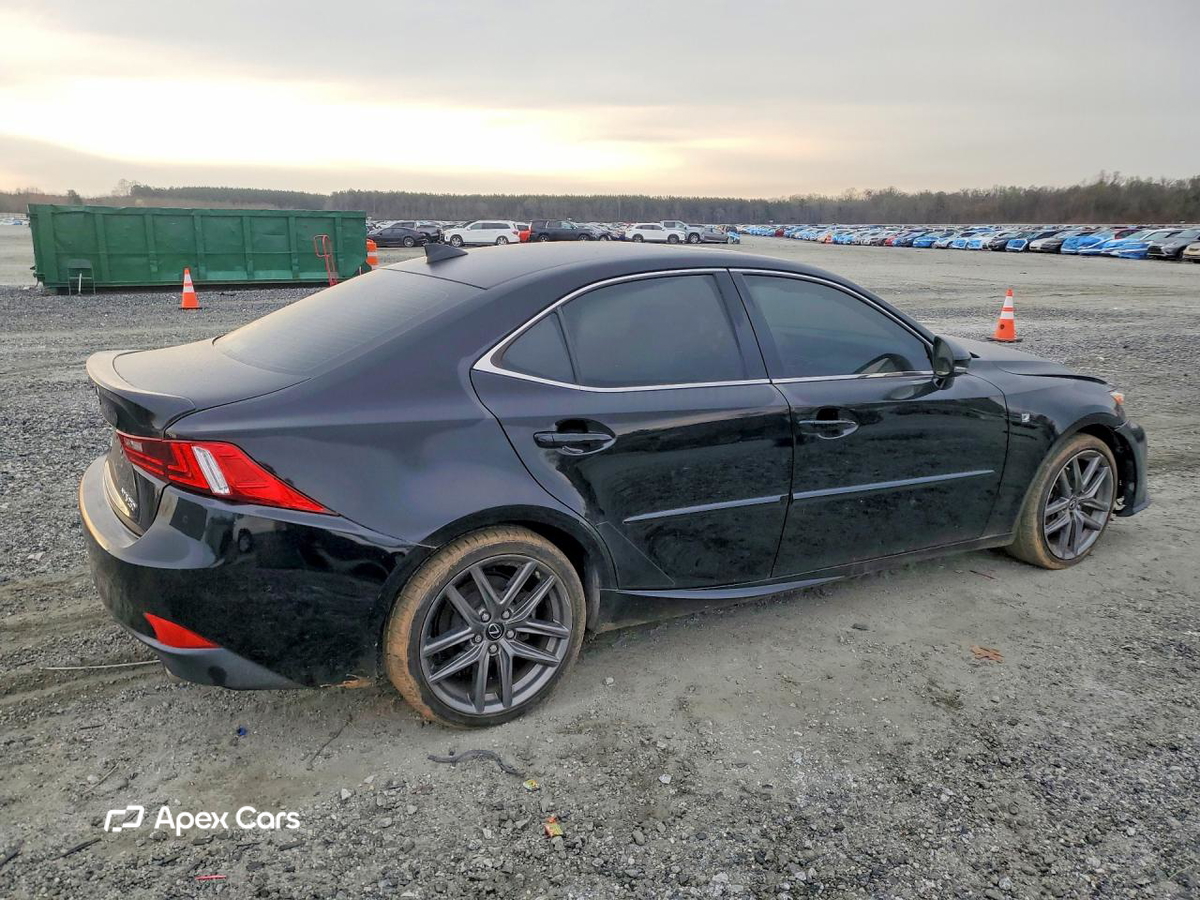 Lexus IS 2015