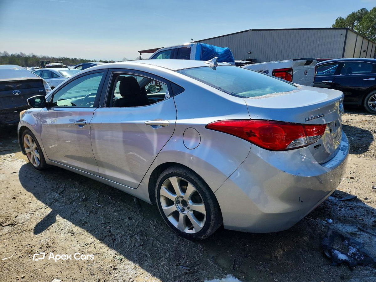 Hyundai Elantra 2013
