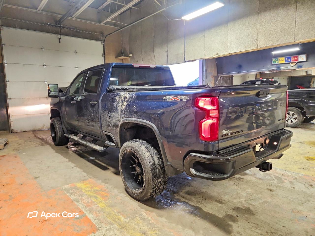 Chevrolet Silverado 2021