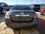 Nissan Altima 2010