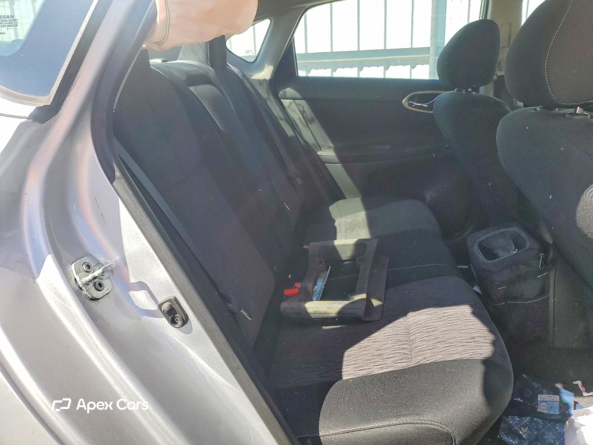 Nissan Sentra 2014