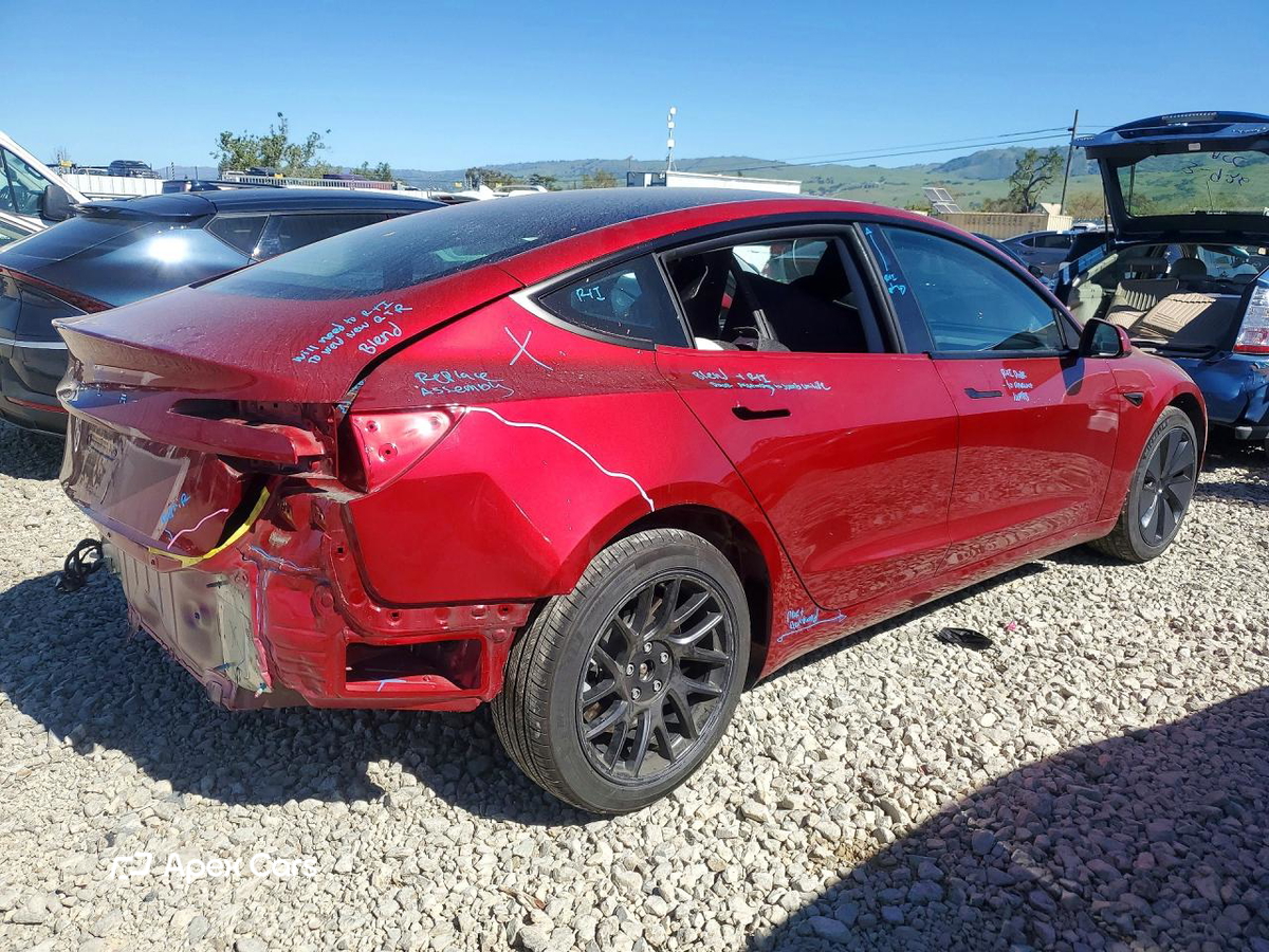 Tesla Model 3 2025