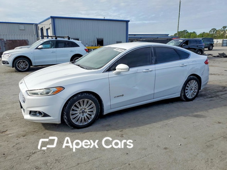 Ford Fusion 2013 - Image 1 of 13