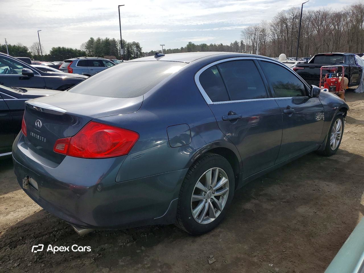 Infiniti G 2013