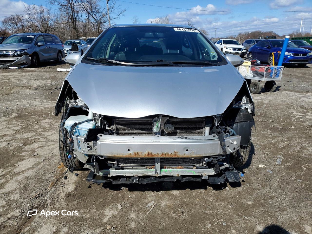 Toyota Prius 2012