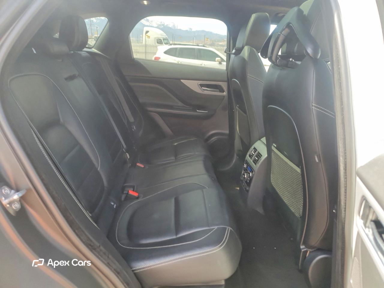 Jaguar F-Pace 2019