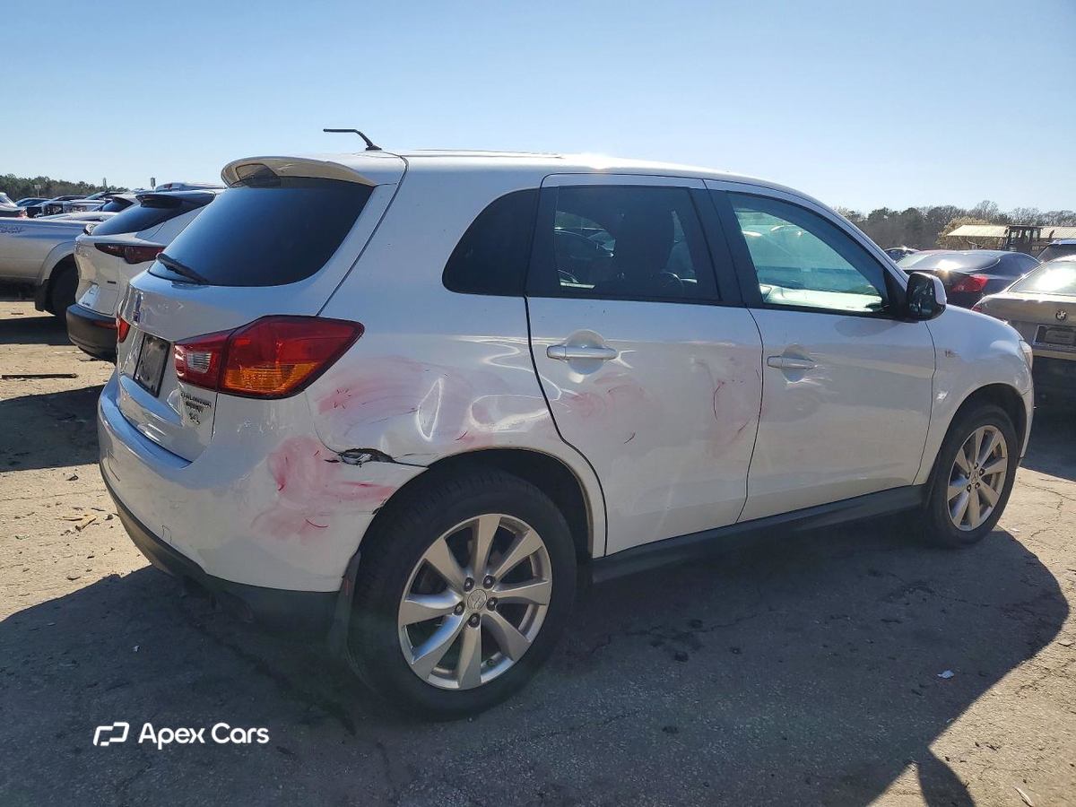 Mitsubishi Outlander 2015