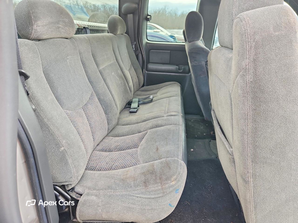 Chevrolet Silverado 2004