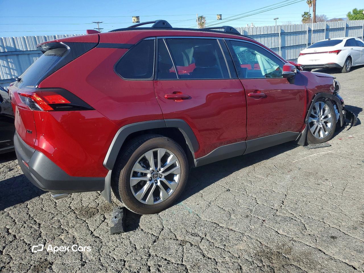 Toyota RAV 4 2025