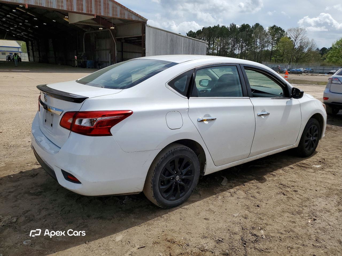 Nissan Sentra 2018